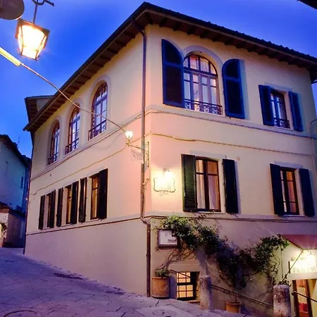 Residenza Palazzo Saloni Aparthotel