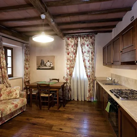 Residenza Palazzo Saloni Aparthotel 3*