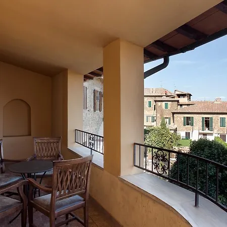 Aparthotel Residenza Palazzo Saloni 3*