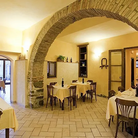 Residenza Palazzo Saloni Aparthotel 3*